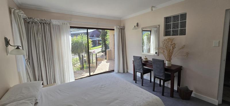 4 Bedroom Property for Sale in Glentana Western Cape
